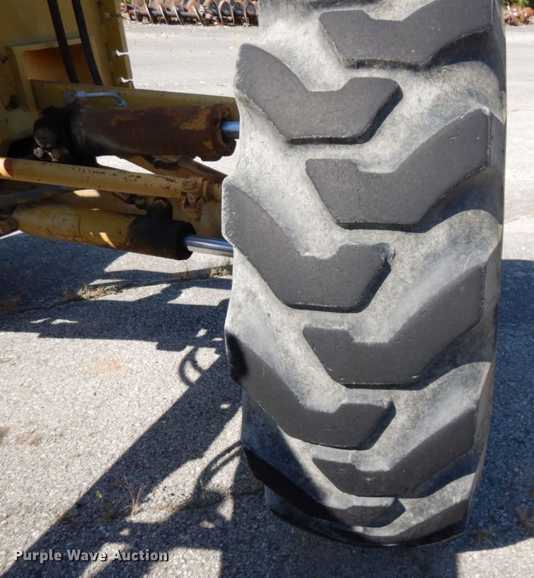 image for item DS1459 1993 Caterpillar 140G  motor grader