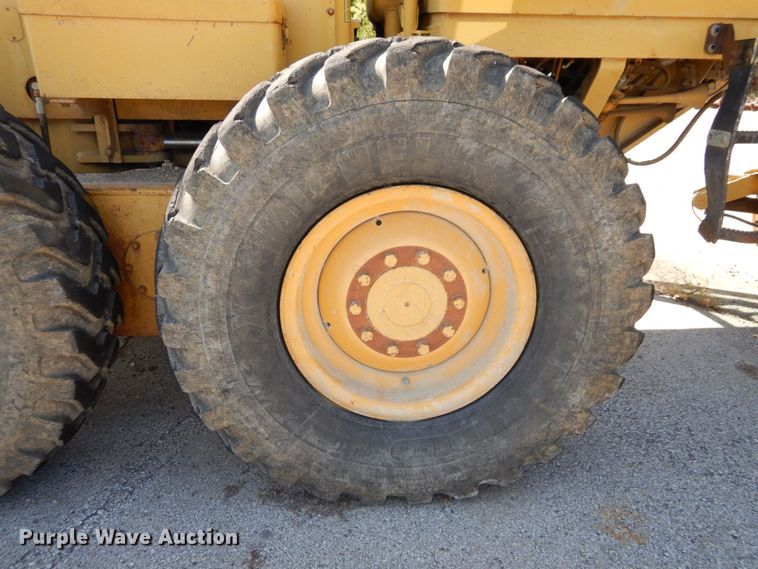 image for item DS1459 1993 Caterpillar 140G  motor grader