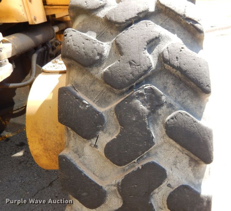 image for item DS1459 1993 Caterpillar 140G  motor grader