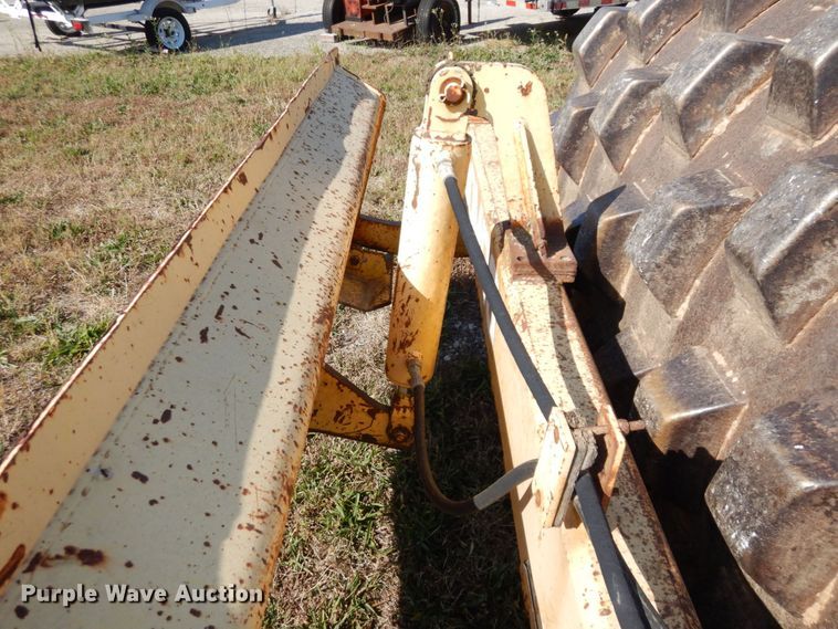 image for item DS1460 1998 Bomag BW172PDB  single drum vibratory roller