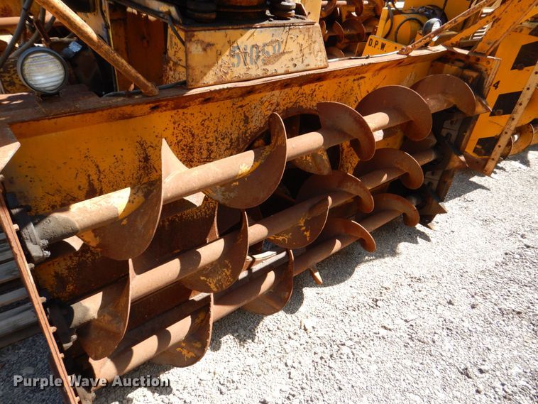 image for item DS8217 Klauer SnoGo MP3D  snow blower