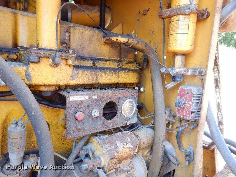 image for item DS8217 Klauer SnoGo MP3D  snow blower