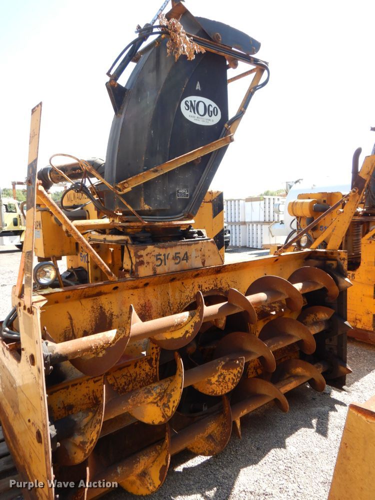 image for item DS8218 Klauer SnoGo MP3D  snow blower