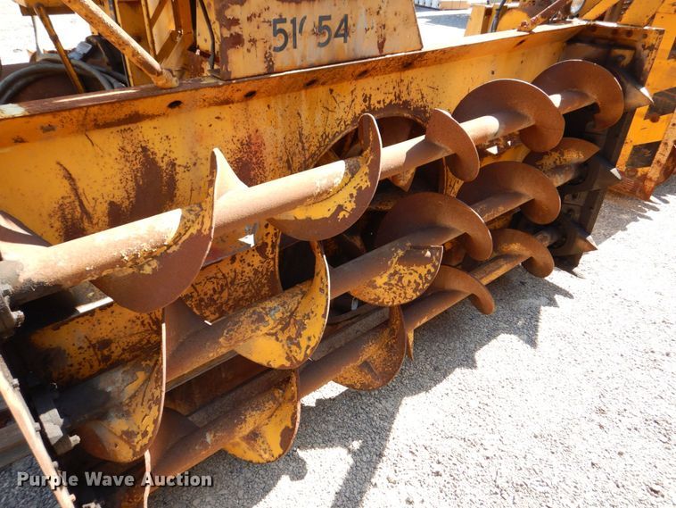 image for item DS8218 Klauer SnoGo MP3D  snow blower