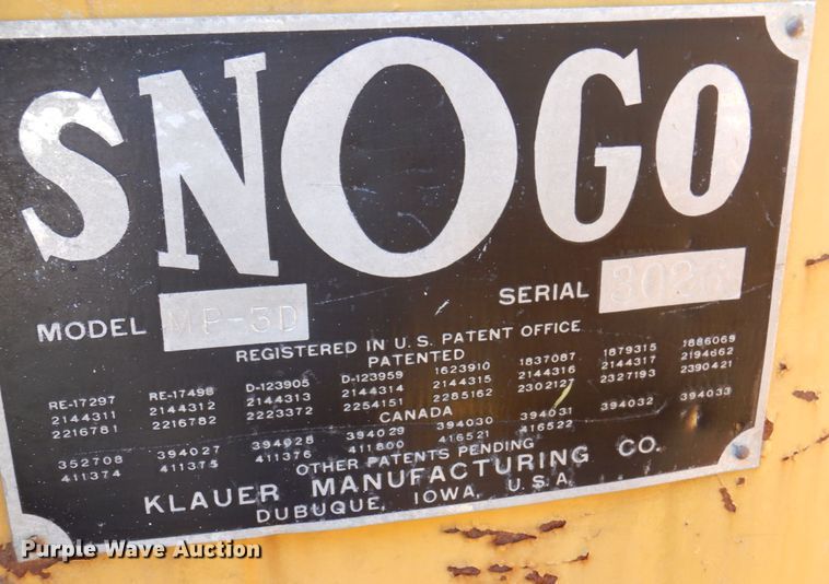 image for item DS8218 Klauer SnoGo MP3D  snow blower