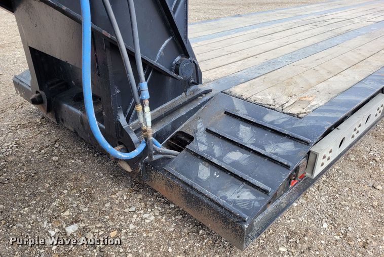 image for item FC9116 2006 Talbert  lowboy equipment trailer