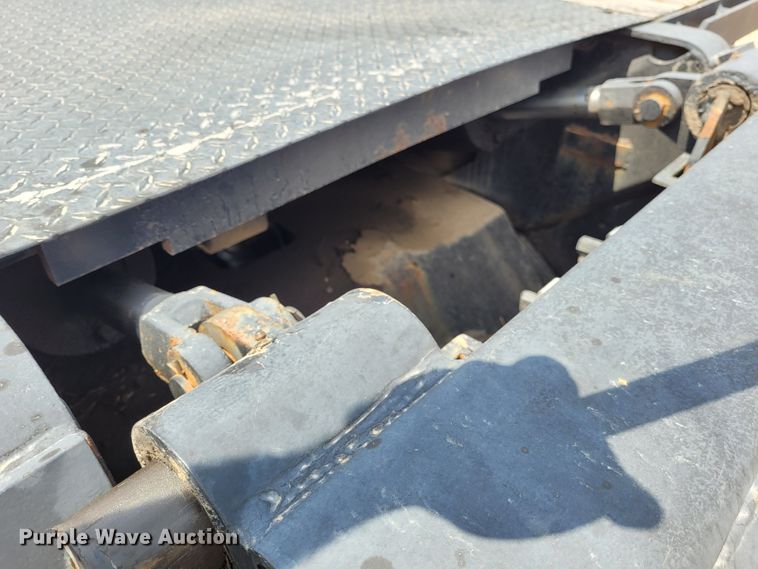 image for item FC9116 2006 Talbert  lowboy equipment trailer