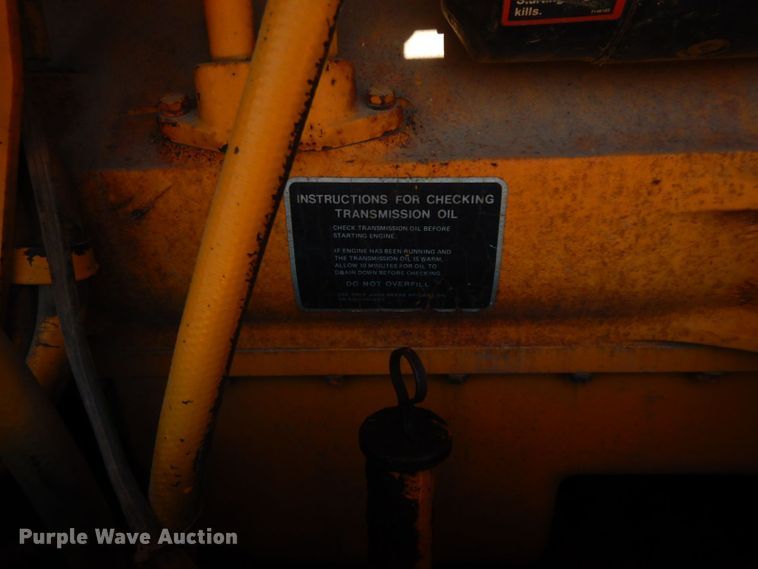 image for item HF9389 1988 John Deere 770BH  motor grader