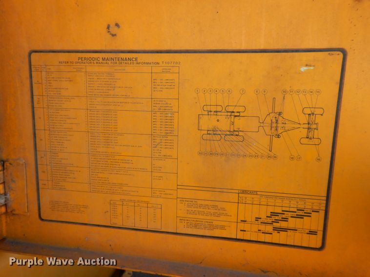 image for item HF9389 1988 John Deere 770BH  motor grader