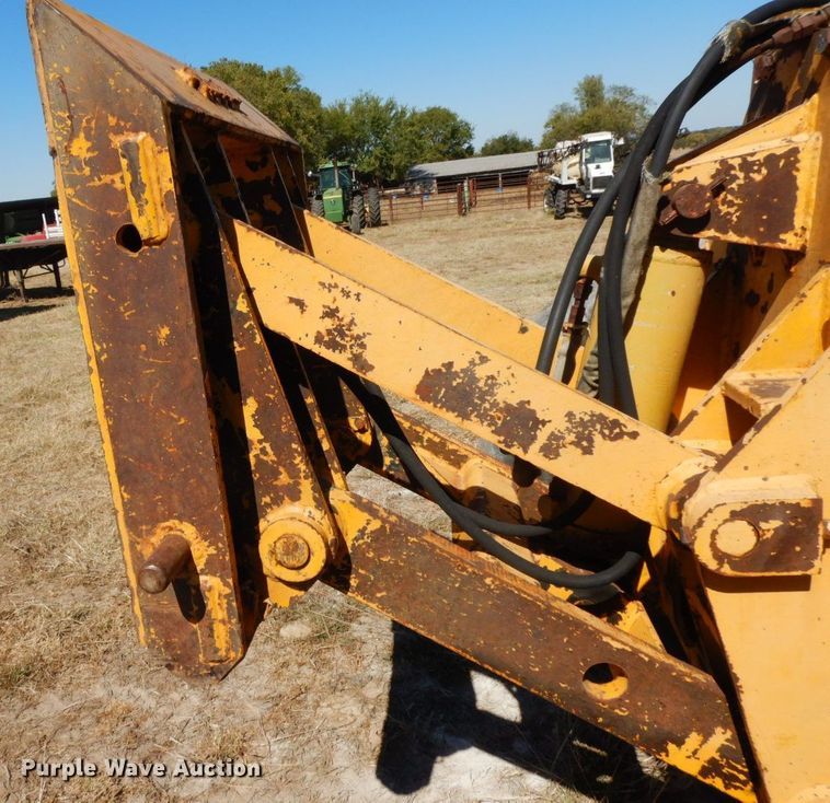 image for item HF9389 1988 John Deere 770BH  motor grader