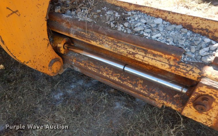 image for item HF9389 1988 John Deere 770BH  motor grader