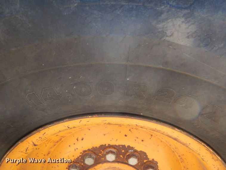 image for item HF9389 1988 John Deere 770BH  motor grader