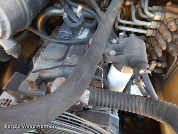 image for item HF9395 2005 ASV RC100  tracked skid steer loader