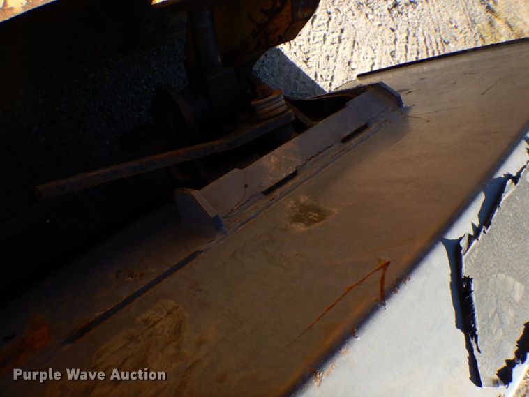 image for item HF9395 2005 ASV RC100  tracked skid steer loader