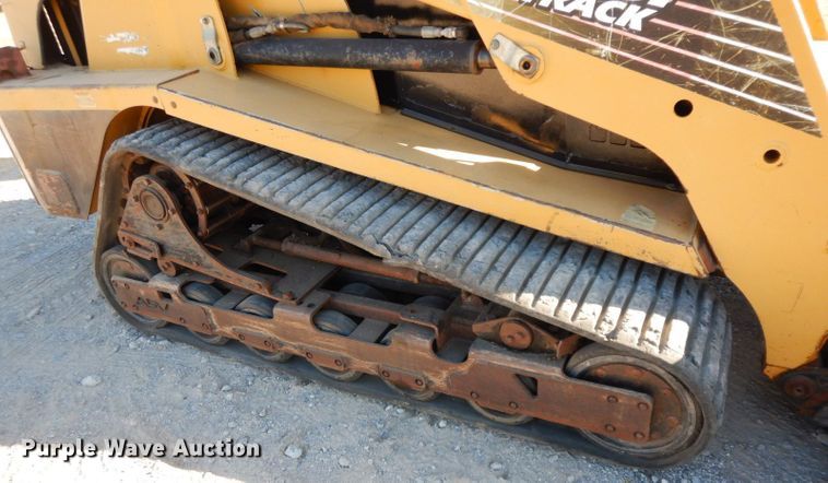 image for item HF9395 2005 ASV RC100  tracked skid steer loader