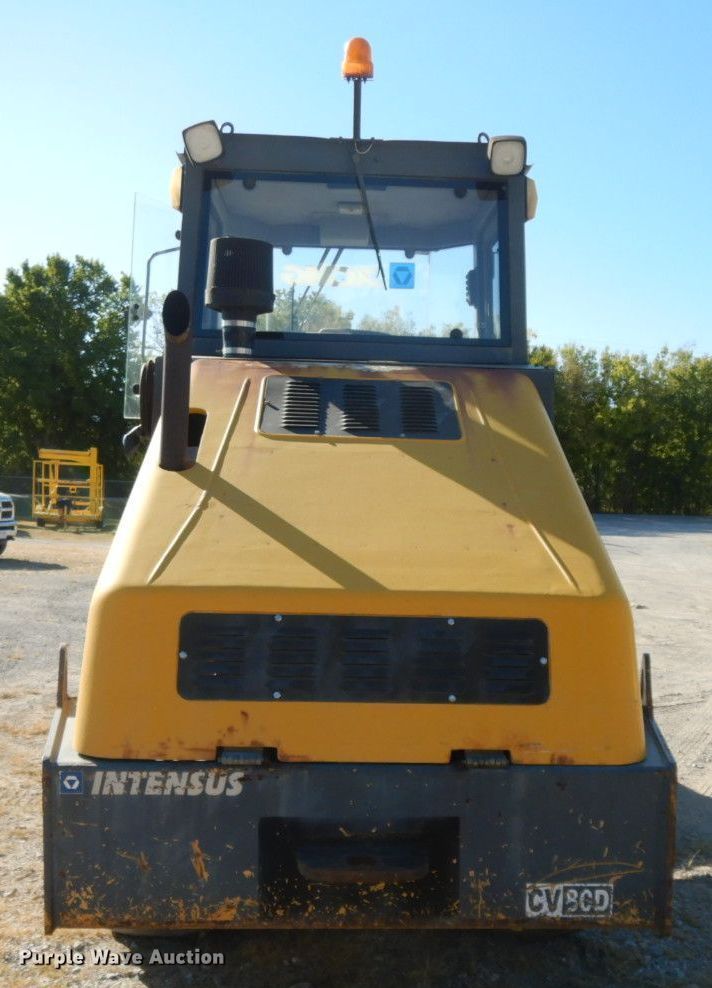 image for item HF9396 Intensus CV80D  single drum vibratory roller