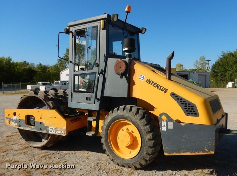 image for item HF9396 Intensus CV80D  single drum vibratory roller