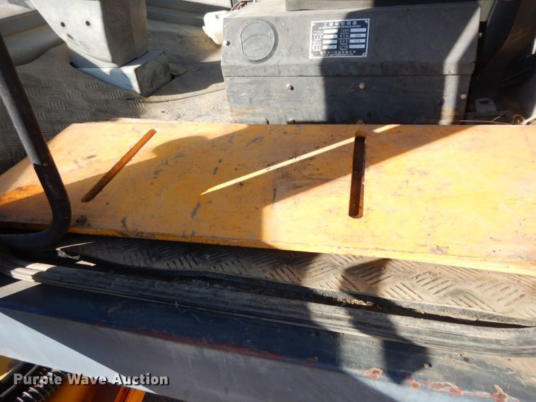 image for item HF9396 Intensus CV80D  single drum vibratory roller