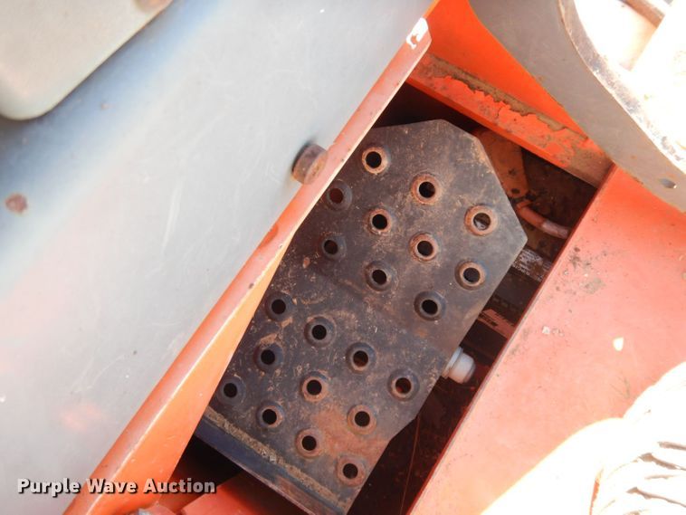 image for item HF9397 2001 Scat Track 1750D  skid steer loader