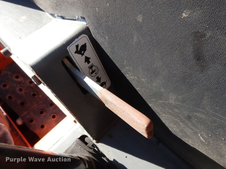 image for item HF9397 2001 Scat Track 1750D  skid steer loader