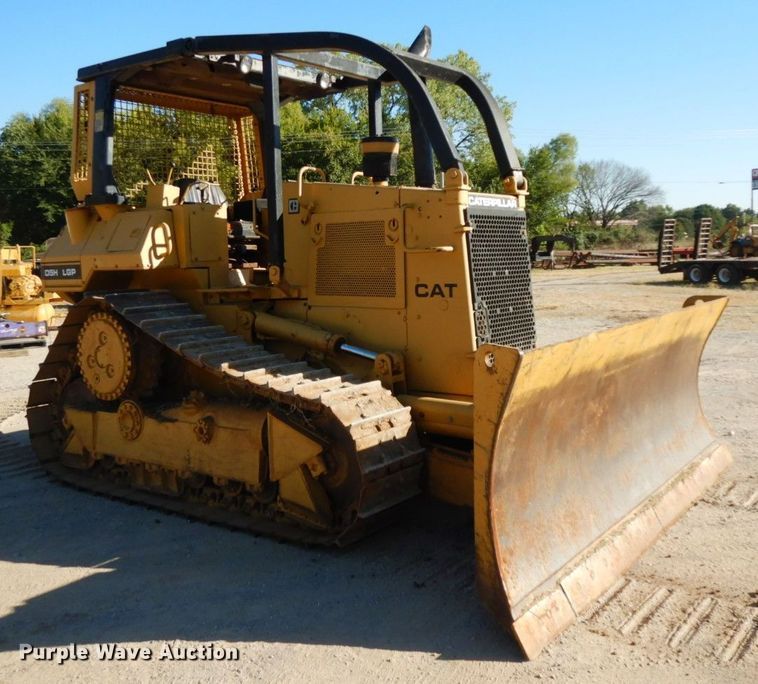 image for item HF9398 1989 Caterpillar D5H LGP  dozer