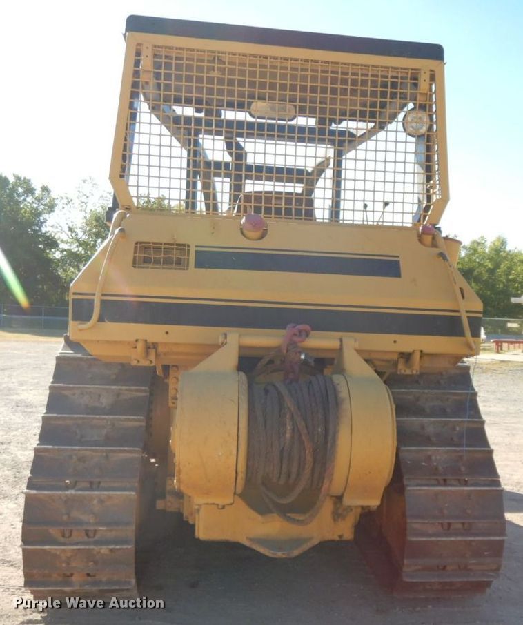 image for item HF9398 1989 Caterpillar D5H LGP  dozer