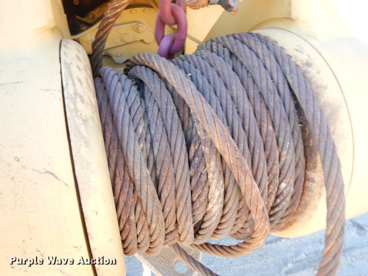 image for item HF9398 1989 Caterpillar D5H LGP  dozer