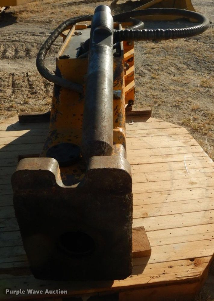 image for item HF9399 2003 Abiljo Arrowhead Urban 22T  breaker