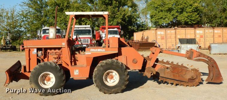 image for item HF9404 1981 Ditch Witch 6510  trencher