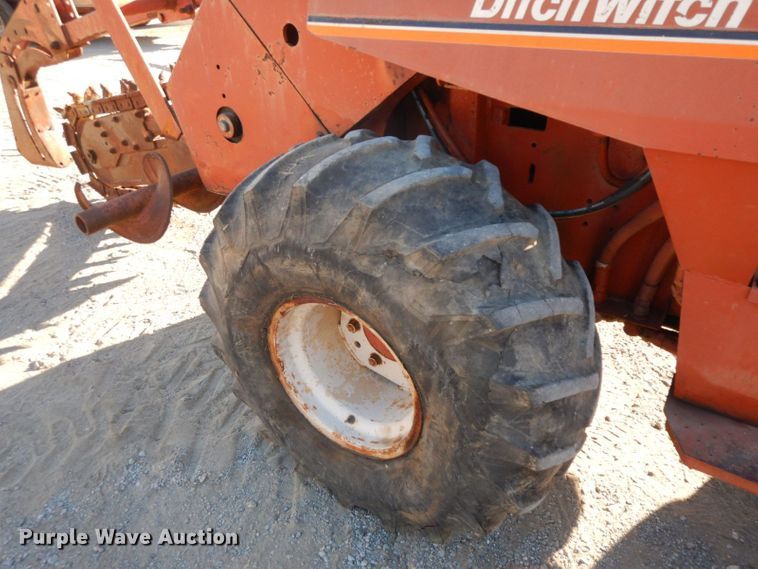 image for item HF9404 1981 Ditch Witch 6510  trencher