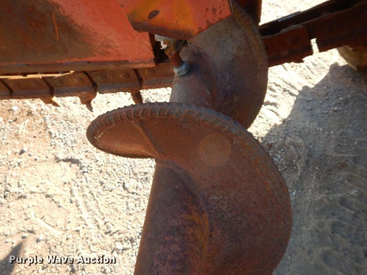 image for item HF9404 1981 Ditch Witch 6510  trencher