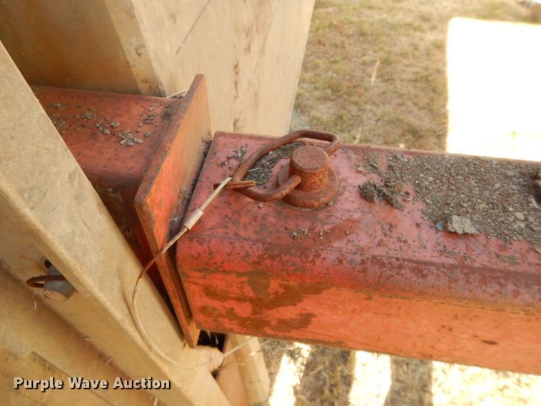 image for item HF9405 (2) Speed Shore APS-0810 trench boxes