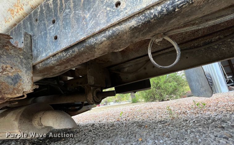 image for item HX9943 1985 Ford F600  dump truck