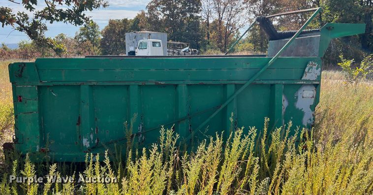 image for item HX9975 Steel dump bed