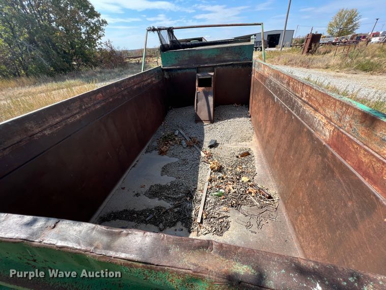 image for item HX9975 Steel dump bed