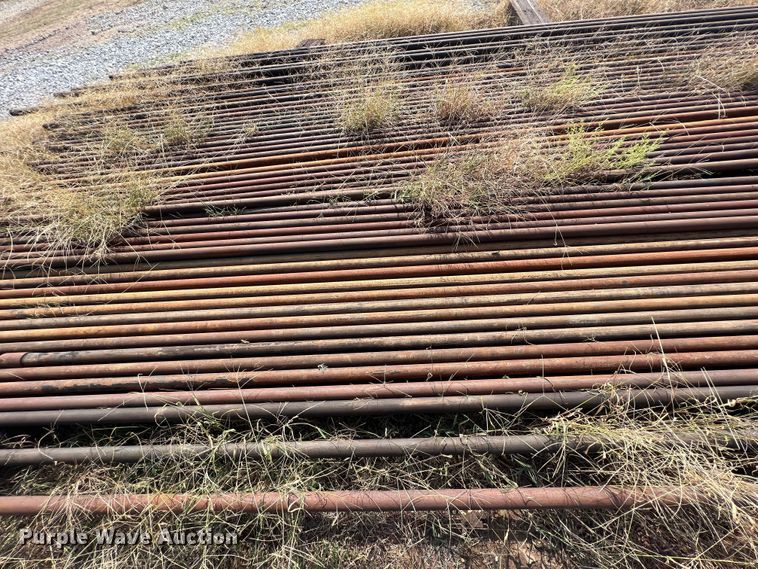 image for item HX9978 1,000' of 2 3/8" diameter oilfield pipe