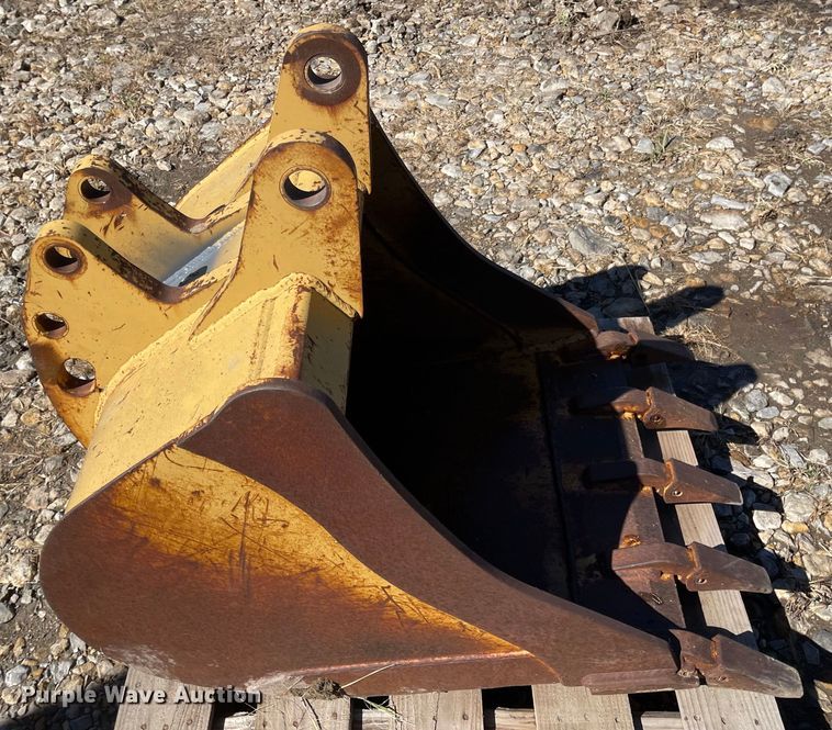 image for item JD9228 Woods  backhoe bucket