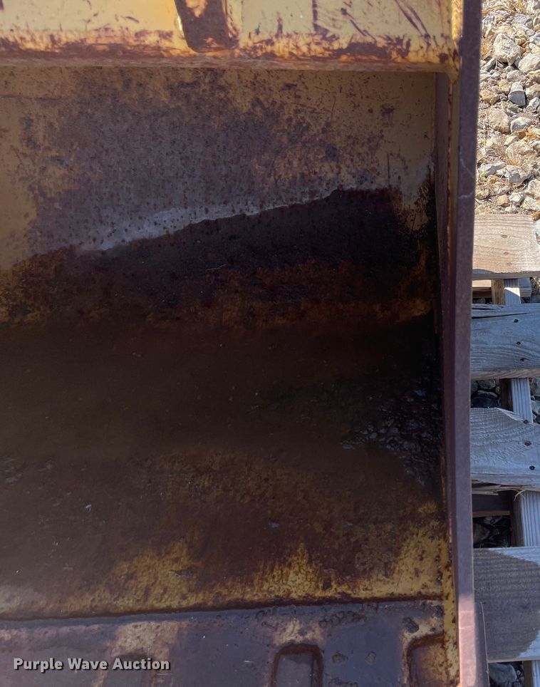 image for item JD9228 Woods  backhoe bucket