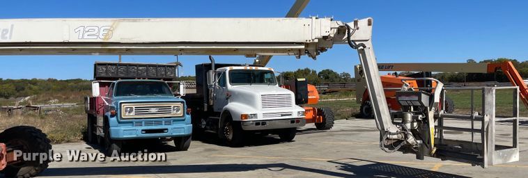 image for item JD9232 Snorkel TB126J  boom lift