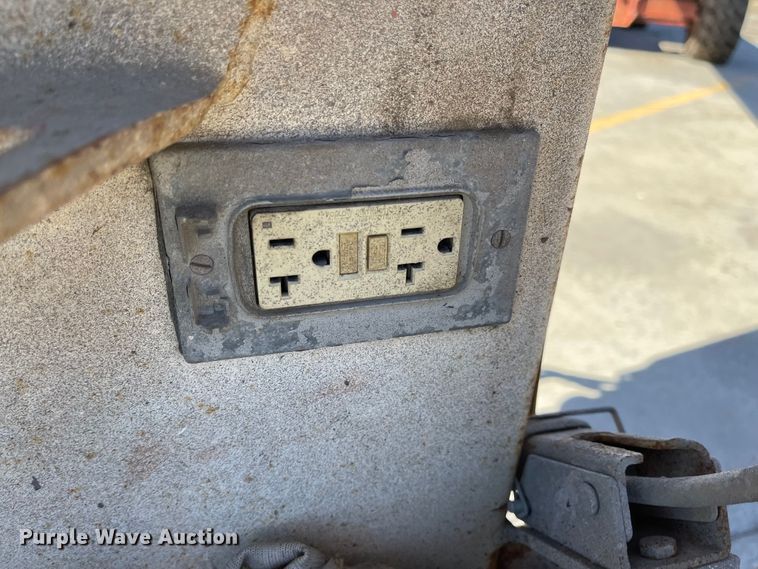 image for item JD9232 Snorkel TB126J  boom lift