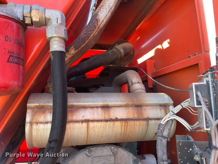 image for item JD9232 Snorkel TB126J  boom lift