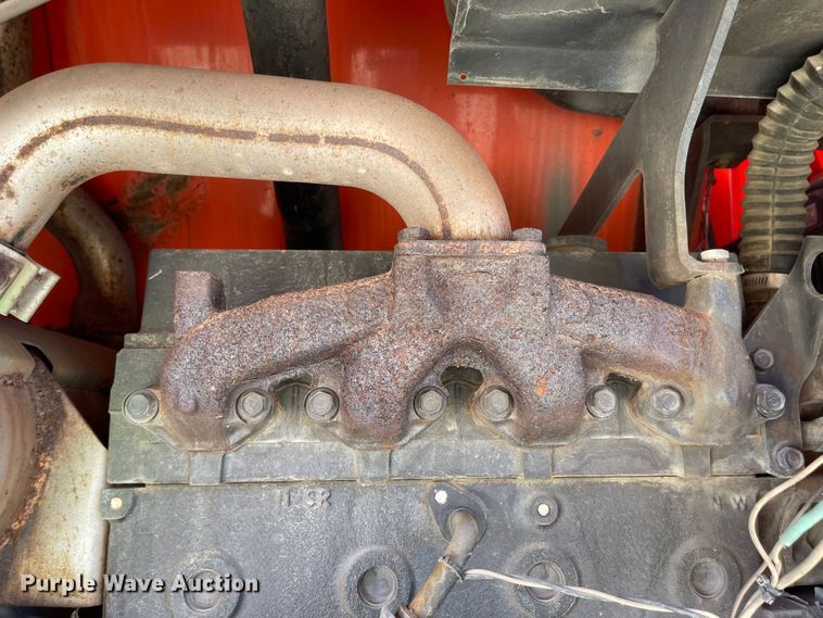 image for item JD9232 Snorkel TB126J  boom lift