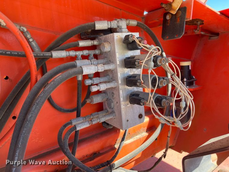 image for item JD9232 Snorkel TB126J  boom lift