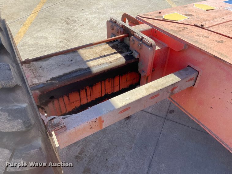 image for item JD9232 Snorkel TB126J  boom lift