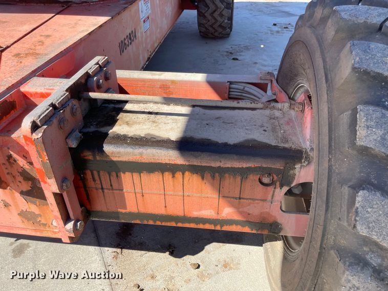 image for item JD9232 Snorkel TB126J  boom lift
