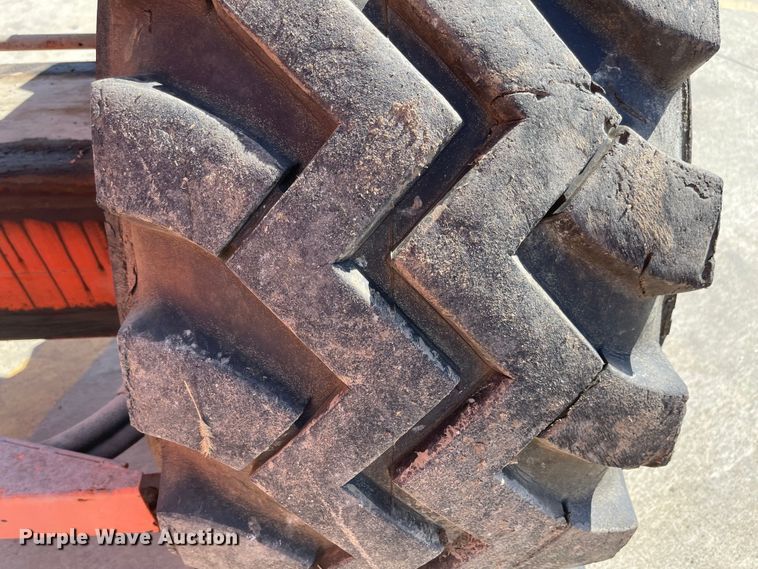 image for item JD9232 Snorkel TB126J  boom lift