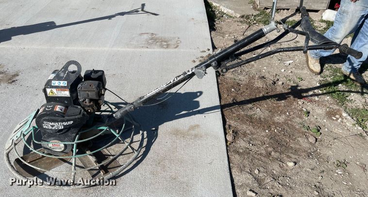 image for item JD9243 Whiteman  power trowel