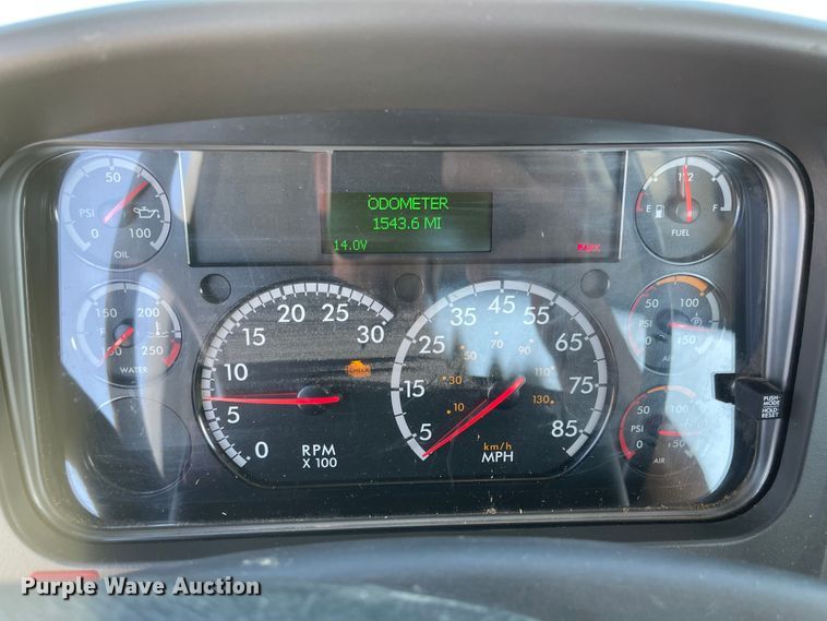 image for item JD9251 2010 Freightliner Business Class M2  utility / service truck