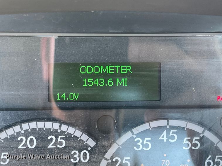 image for item JD9251 2010 Freightliner Business Class M2  utility / service truck