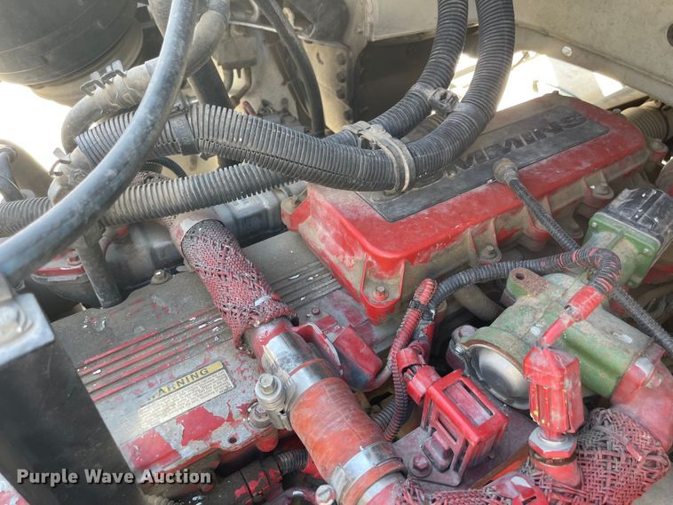 image for item JD9251 2010 Freightliner Business Class M2  utility / service truck